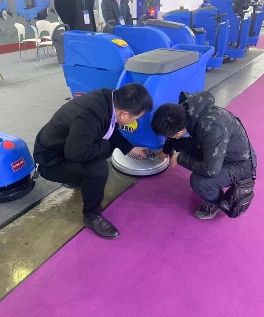 太原小型电动洗地机是否适合用于环卫保洁